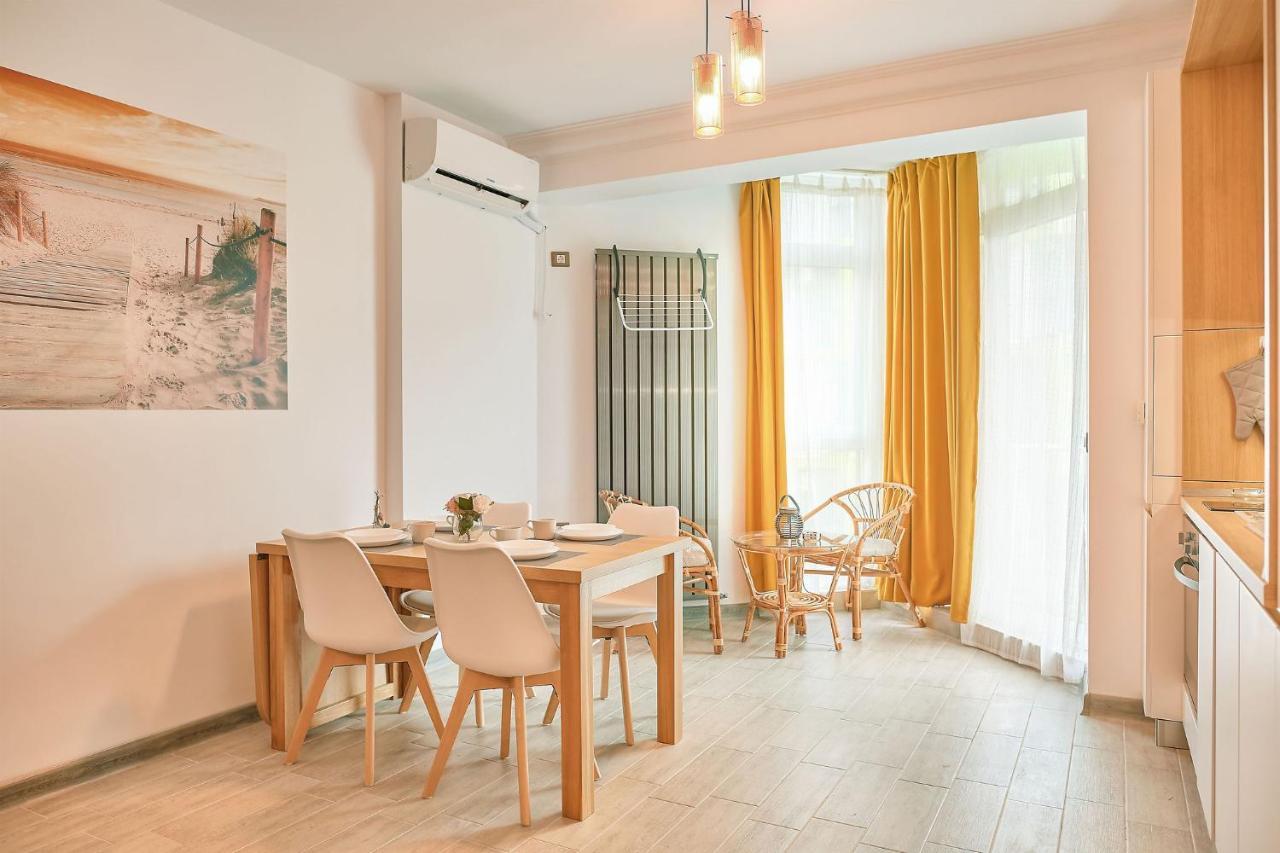 Opal Luxury Apartment 109 Spa N Pool Beach Resort Năvodari Eksteriør billede